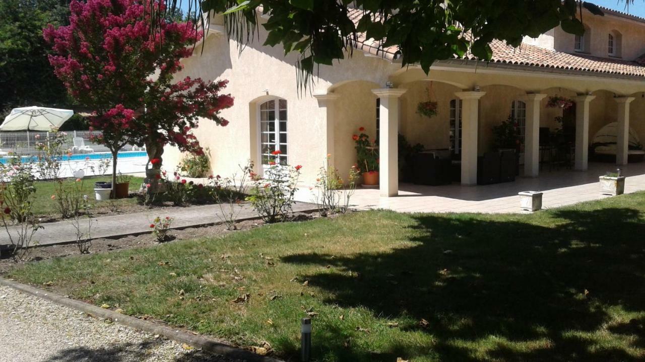 Le Cabassou Du Medoc Hotel Begadan Exterior photo